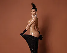 Nog meer Kim Kardashian foto's om Internet te slopen