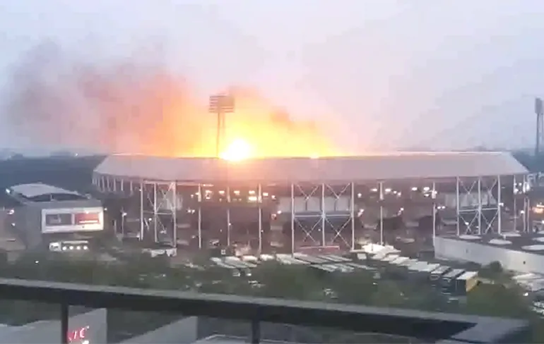Nog meer Rammstein zet de Kuip in Rotterdam in de fik