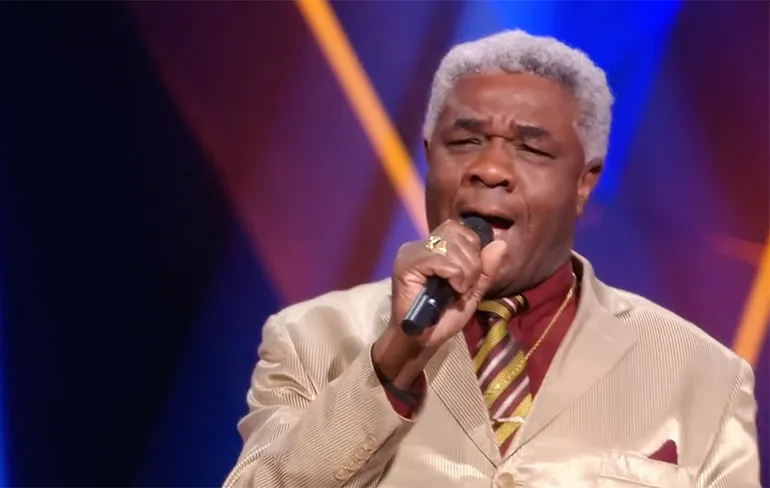 O jee, Hopelijk heeft Sylvana Simons geen The Voice Senior gekeken