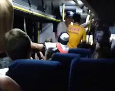 Ondertussen ergens in een bus in Mexico...