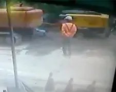 Ondertussen in Taiwan... Pijp barst!