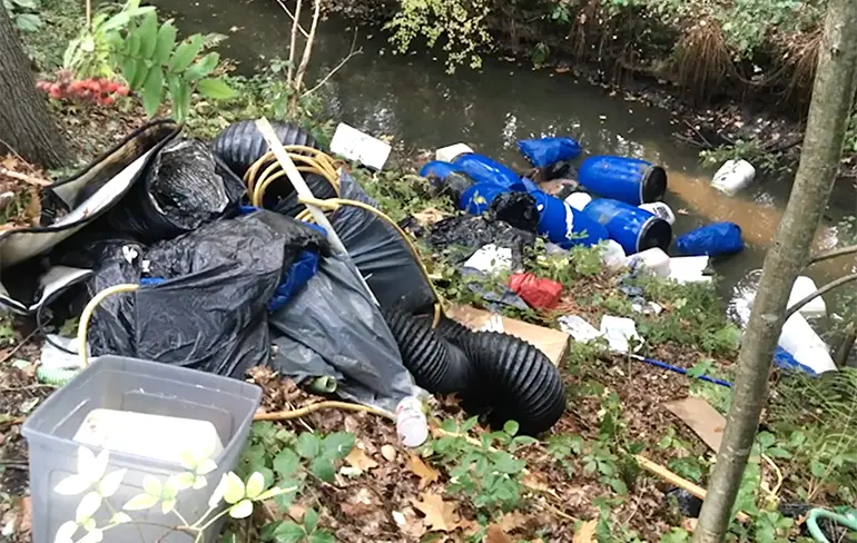 Op pad met de drugsafvaljager van Brabant