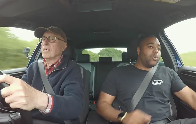 Opa van 75 jaar heeft Golf R met 600PK gemaakt