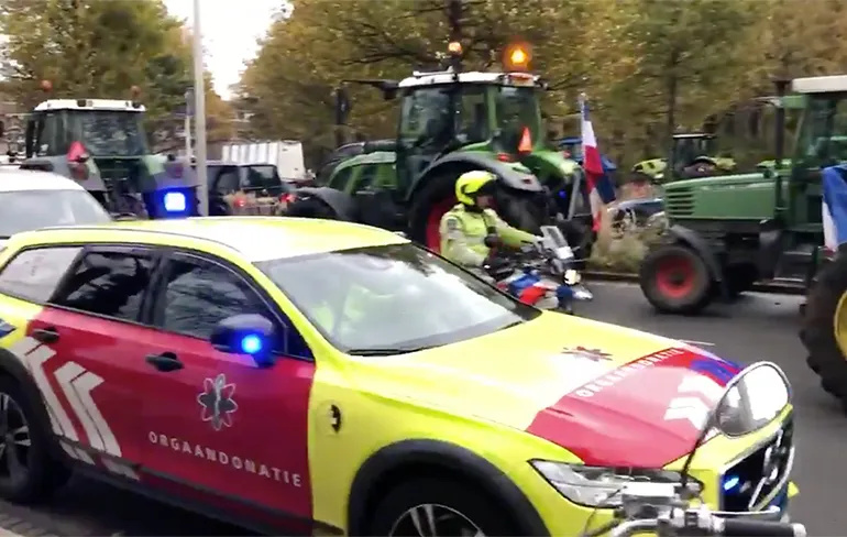 Ophef over blokkeren orgaanambulance tijdens boeren protest Den Haag