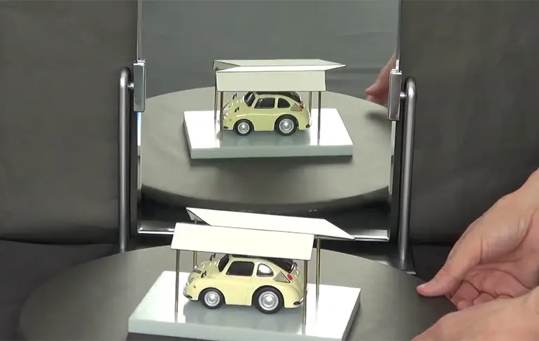 Optische Illusie: Ambiguous Garage Roof