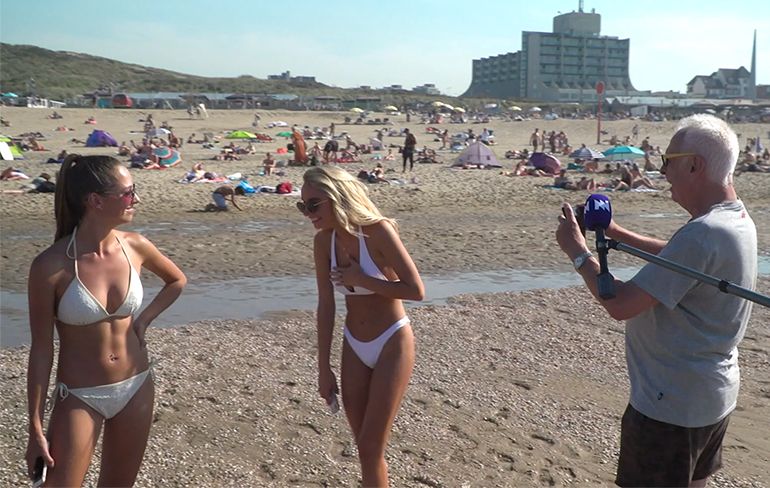 Oude viezerik valt meisjes lastig op laatste stranddag van het jaar