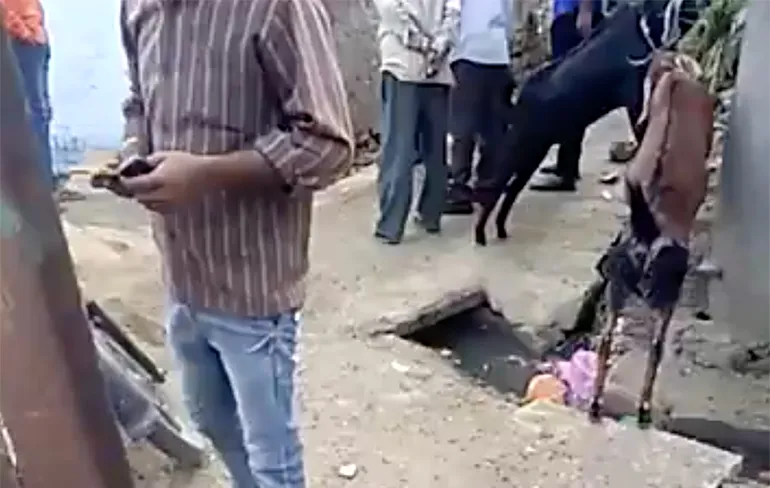 Pasgeboren baby uit riool gevist