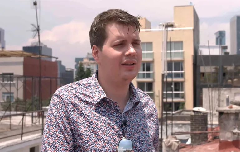 Pedoactivist Nelson wil premier van Nederland worden