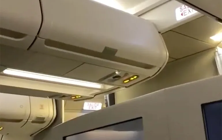 Piloot van "gekaapt" vliegtuig zegt sorry