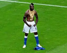 Playboy Balotelli! Gekke Italiaan heeft fraai lijstje met ex-vriendinnen