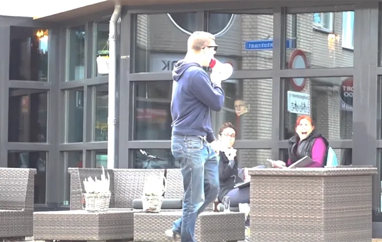 Puur genieten: Boermeneer gooit het er allemaal uit!