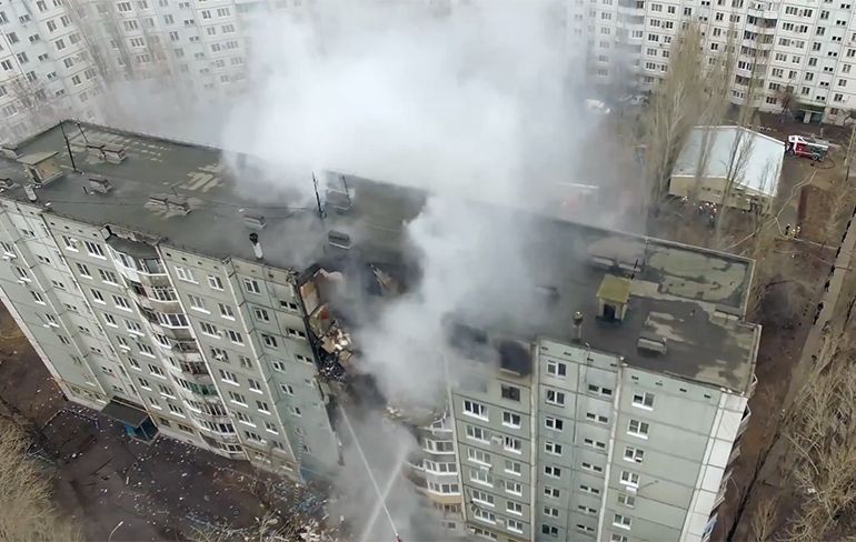 Ramptoerist 2.0: Drone vliegt over flatgebouw waar ontploffing was