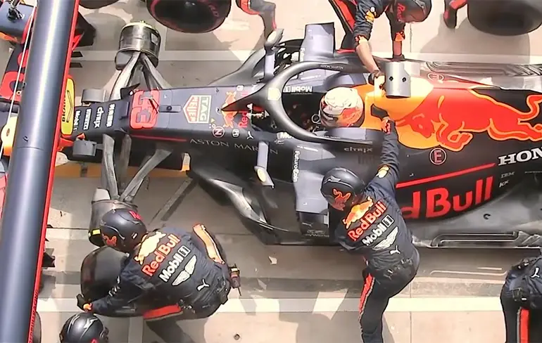 Red Bull vestigt nieuw pitstoprecord tijdens GP van Brazilië 2019