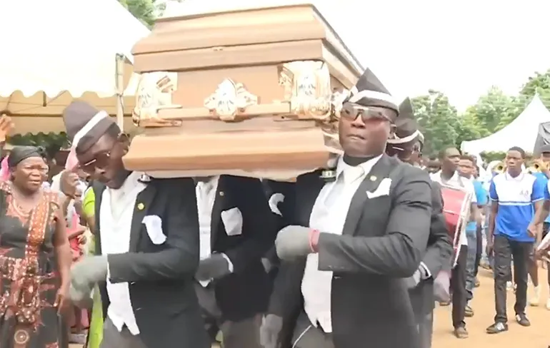 Rene Karst en Stef Ekkel ft. De Ghana Kistdragers