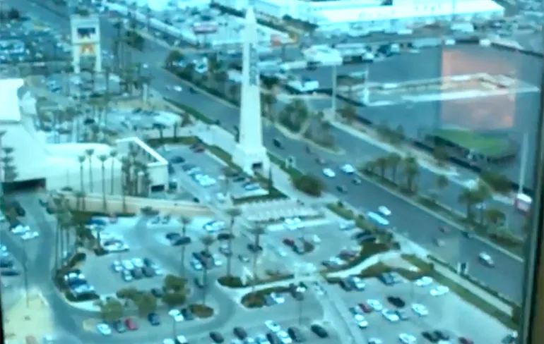 Rondleiding door dezelfde hotelkamer van schutter Las Vegas