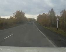 Russische chauffeur van Kia doet ook krankzinnige inhaalmanoeuvre
