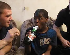 Russische Neonazi's kidnappen en vernederen homoseksuele student