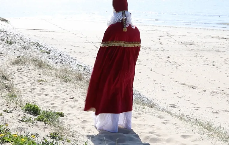 Sinterklaas rijdt in 2020 stilletjes Nederland voorbij...