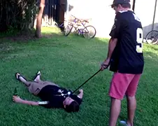 Sla eens een golfballetje van een tong...