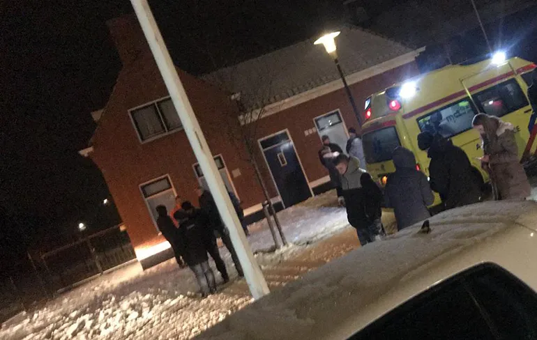 Sleetje rijden achter auto in Surhuisterveen ging fout