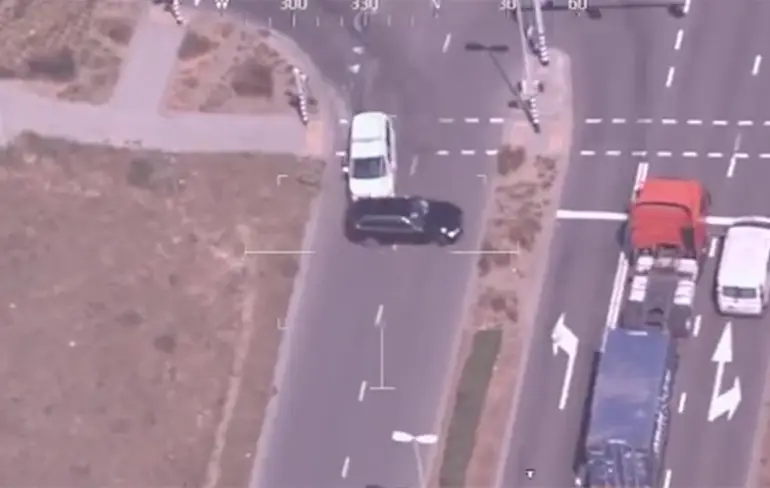 Spannende achtervolging gefilmd vanuit helikopter
