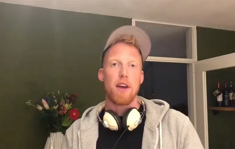 Stand-up comedian Rene van Meurs doet koken met Rapper Sjors