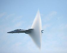 Straaljagerporno: Gewoon een verzameling Supersonische Jets