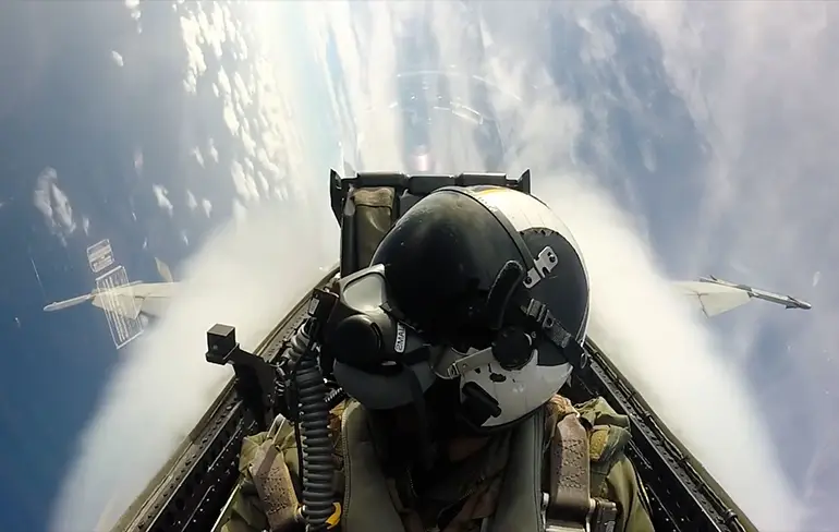 Straaljagerporno: VFA-115 Eagles, Cruisin 2015 Teaser
