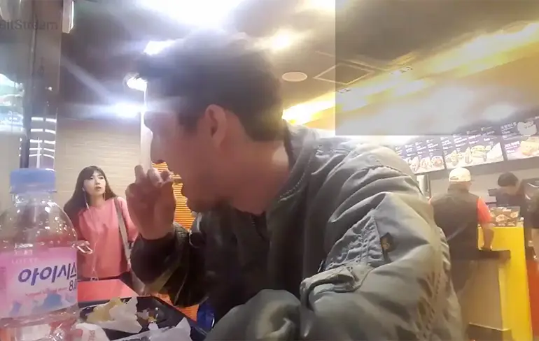 Streamer krijgt een donatie, maar moet bijhorende video afspelen