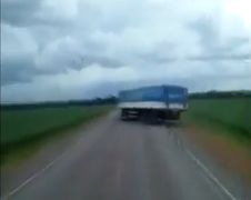 Stuntman of toch vrachtwagen chauffeur