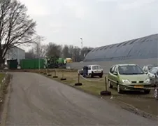 Suzuki Alto verliest van vuurwerkbom in Doetinchem