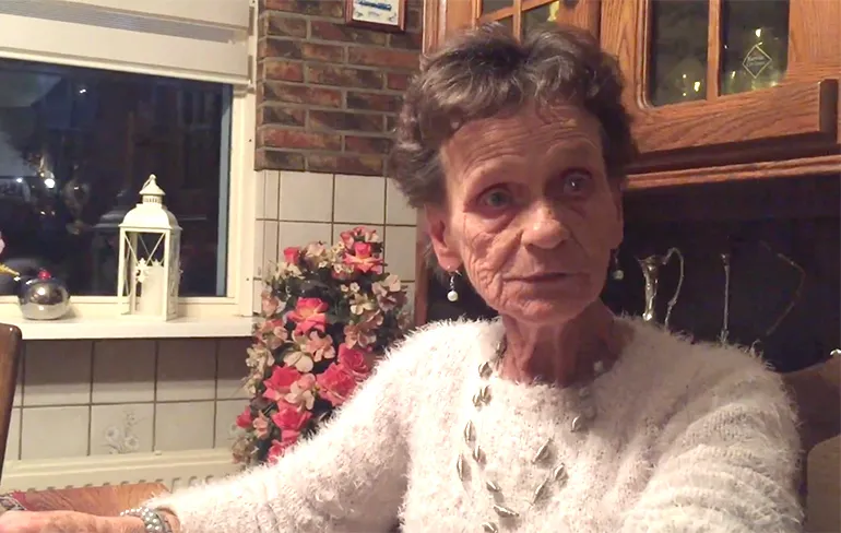 Tiny boos op roddelbladen en scheldt ze allemaal de pleuris!