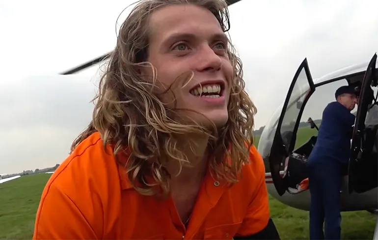 Tony Junior scoort helikopter om te vluchten in Jachtseizoen