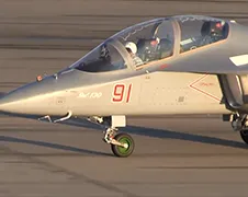 Toys for Boys: De Yak130 RusJet