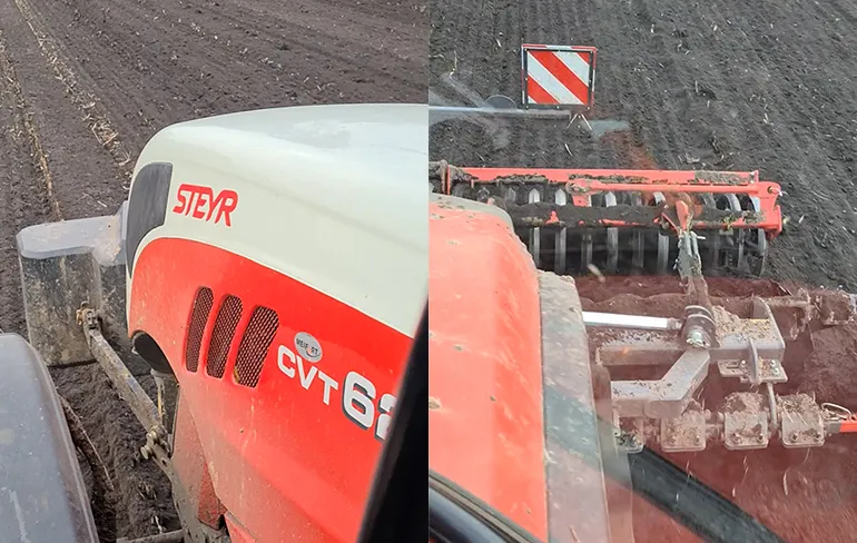 Trouwe viervoeter achter stuur van trekker