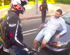 Typische Russische Roadrage is toch geen Roadrage