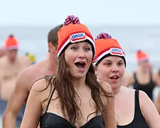 Unox Nieuwjaarsduik 2014 in 87 foto's!