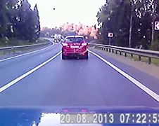 Verschrikkelijk ongeluk met 2 SUV's en een truck