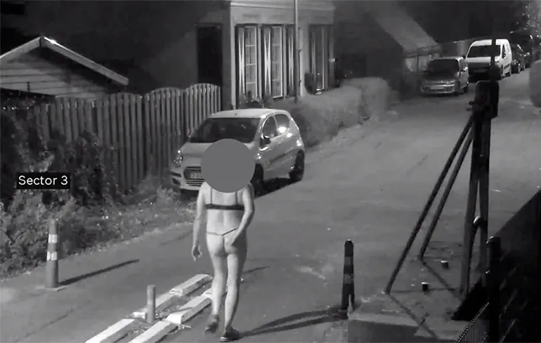 Vertraging trein kan ook weleens komen door verwarde man in bikini