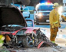 Video brandende auto verongelukte acteur Paul Walker