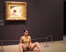 Video Kunstenares laat poes zien in Musée d’Orsay