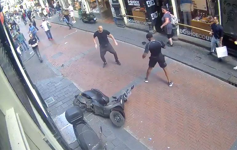 Video steekpartij met dodelijke afloop in Amsterdam
