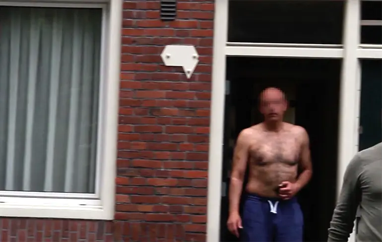 VKMag Docu: Student laat zijn dure telefoon jatten en volgt de dief!