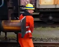 Voor koppelen treinen heb je stalen ballen nodig!