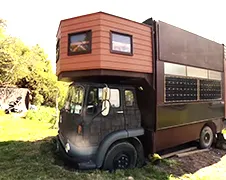 Vrachtwagen is eigenlijk een echt paleisje