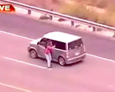 Vrouw heeft echt te veel GTA gespeeld...