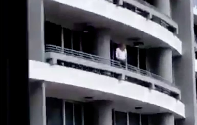 Vrouw valt van 27ste verdieping tijdens nemen van selfie in Panama-Stad