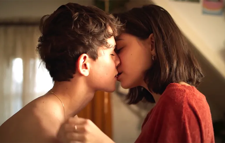 Wait for it: Het einde van de clip Smoorverliefd van Snelle