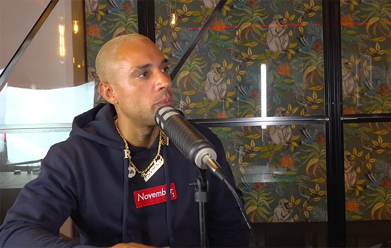 Wait what: Anderhalvemeter van Ali B was een campagne van de RIVM?