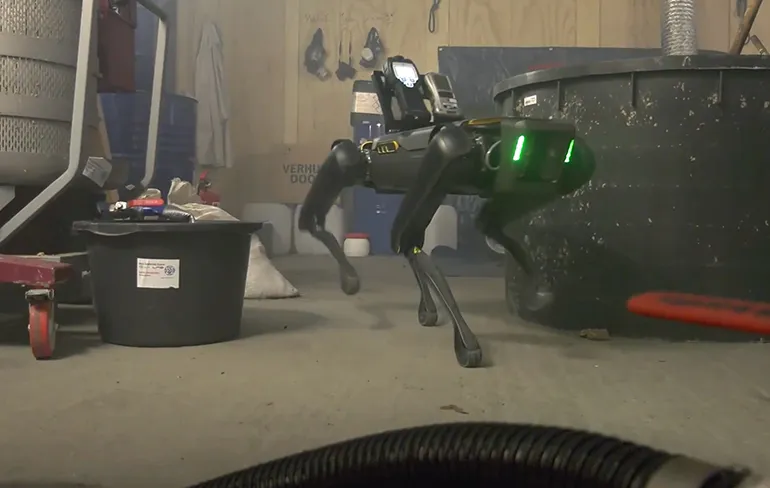 Wait What: Nederlandse politie heeft gewoon robothond Spot van Boston Dynamics